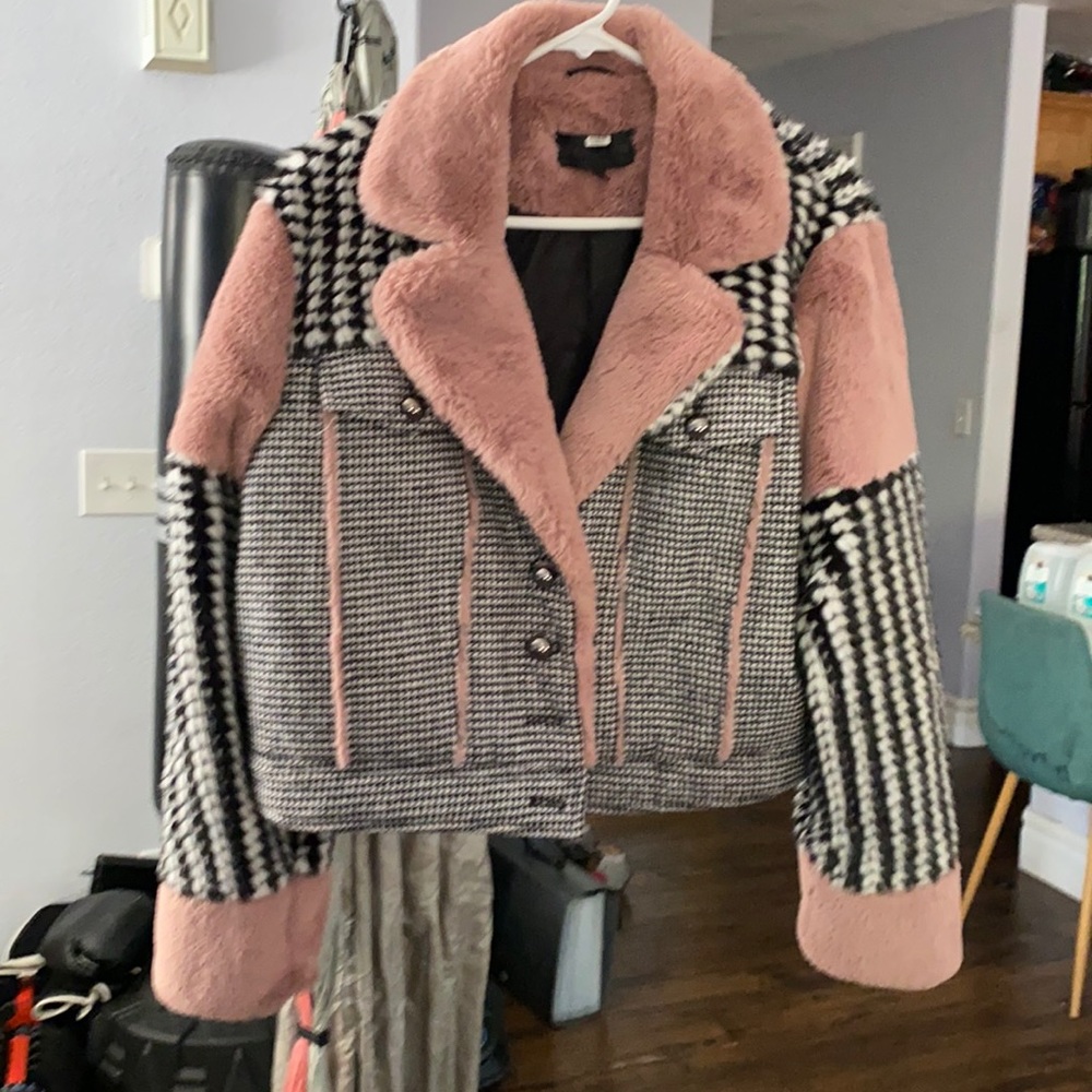 Kendall + Kylie faux fur jacket